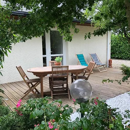 Jardin Des Perelles 3*